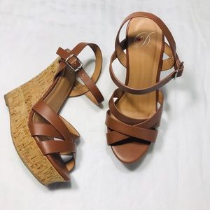 ‼️ 2/$55 ‼️🍁 Brown leather wedges